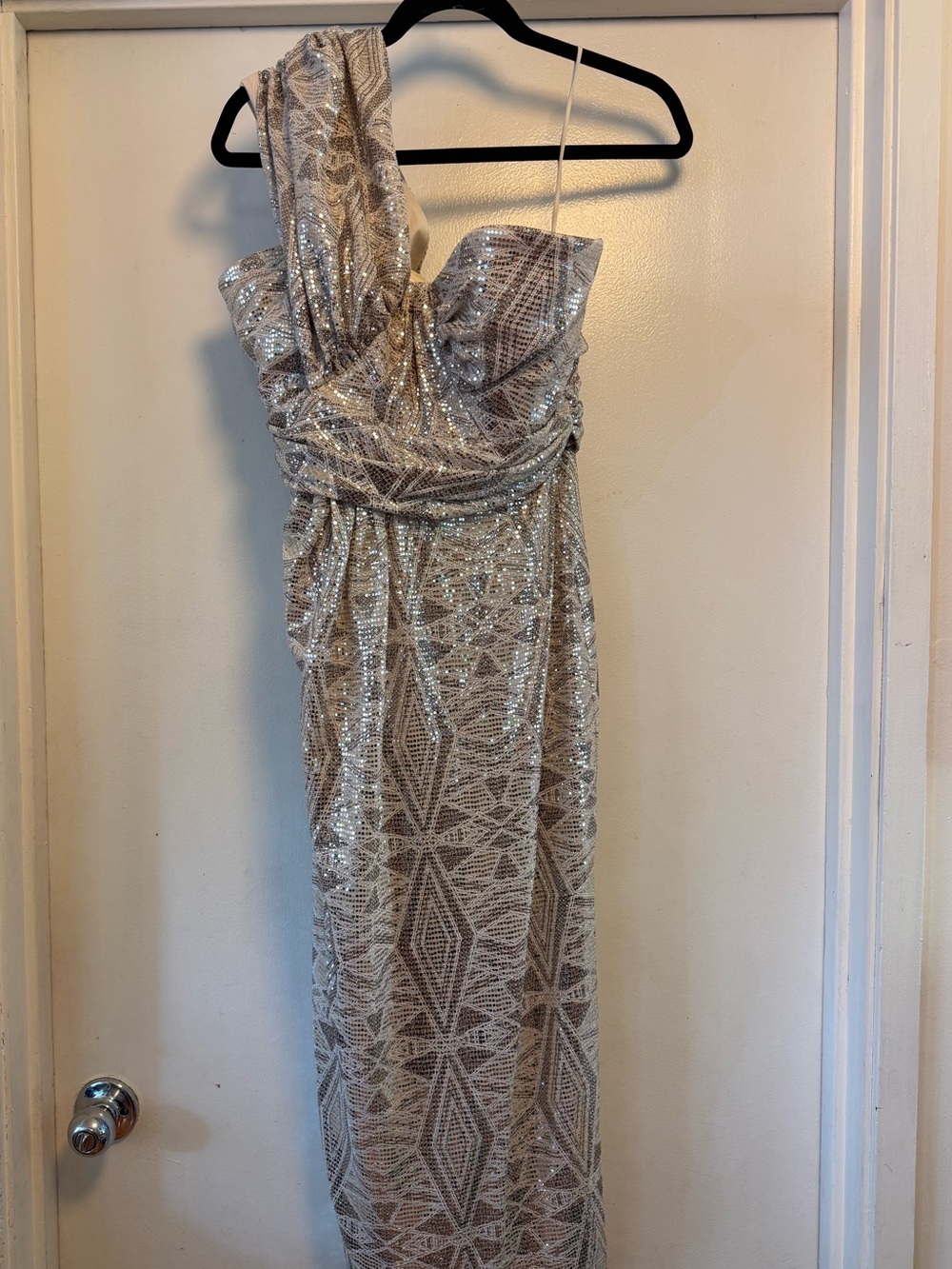 Badgley Mishka Draped One-Shoulder Sequin Evening Dress in Beige Sz 10